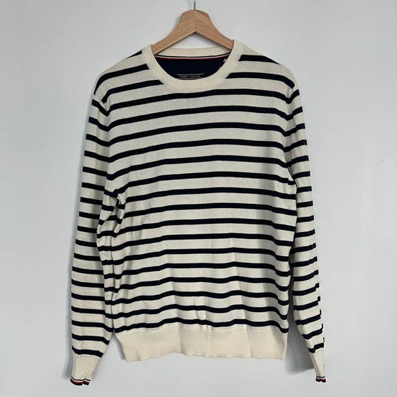 Tommy Hilfiger men’s stripe sweater size large - Picture 2 of 3